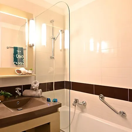 L'esquinade - G1 103 By Interhome *